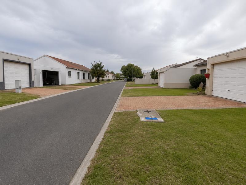 2 Bedroom Property for Sale in Somerset West Western Cape